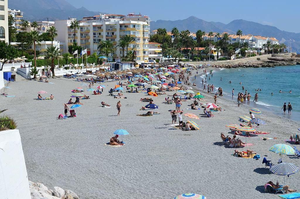 Apartamento En Nerja Zewnętrze zdjęcie