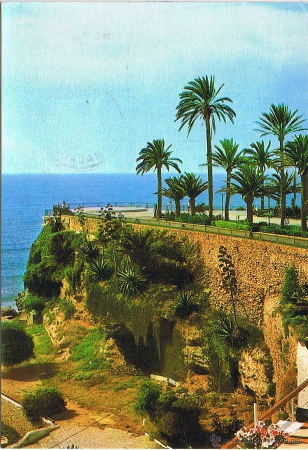 Apartamento En Nerja Zewnętrze zdjęcie