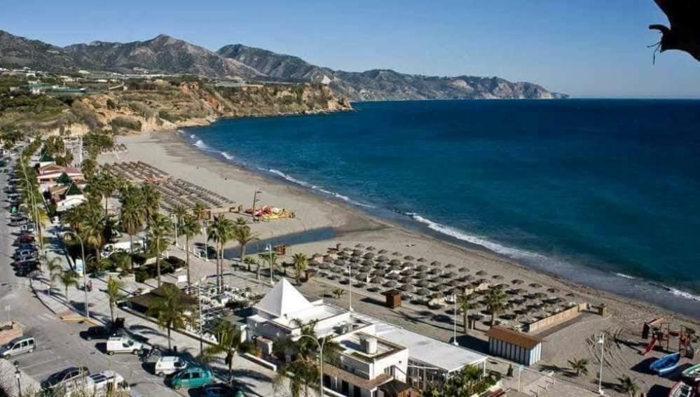 Apartamento En Nerja Zewnętrze zdjęcie